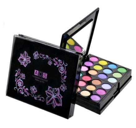 Makeup Box 24 Eyeshadow 8 Lipstick 4 Blush 3 Powder 39 Color Diverse Beauty